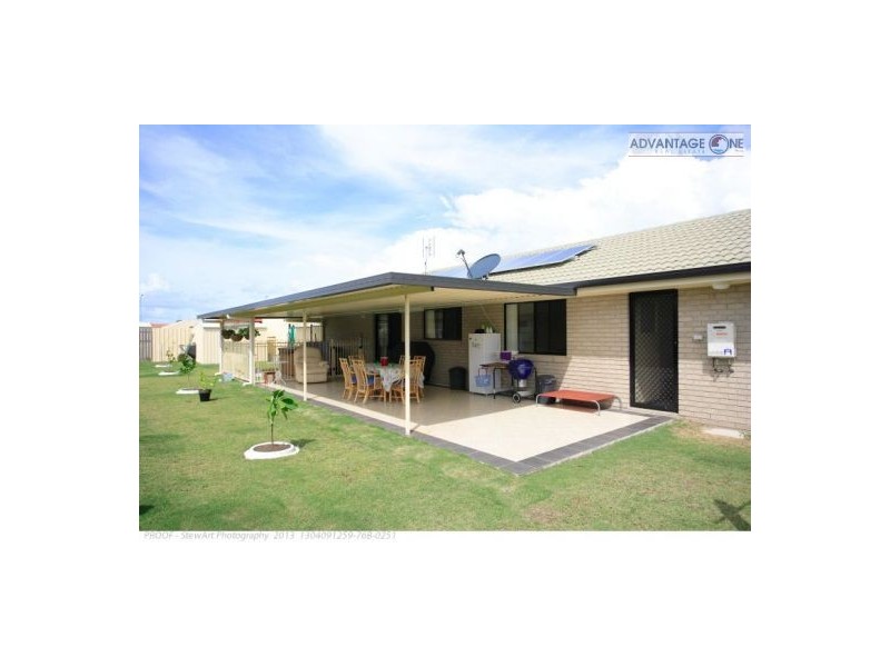 99 Wattle Street, Point Vernon QLD 4655