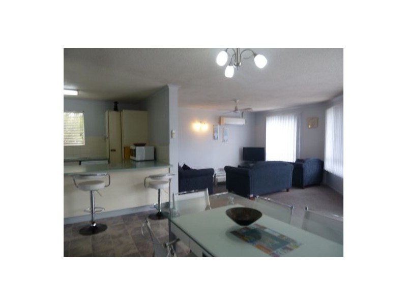 9/325 Esplanade, Scarness QLD 4655