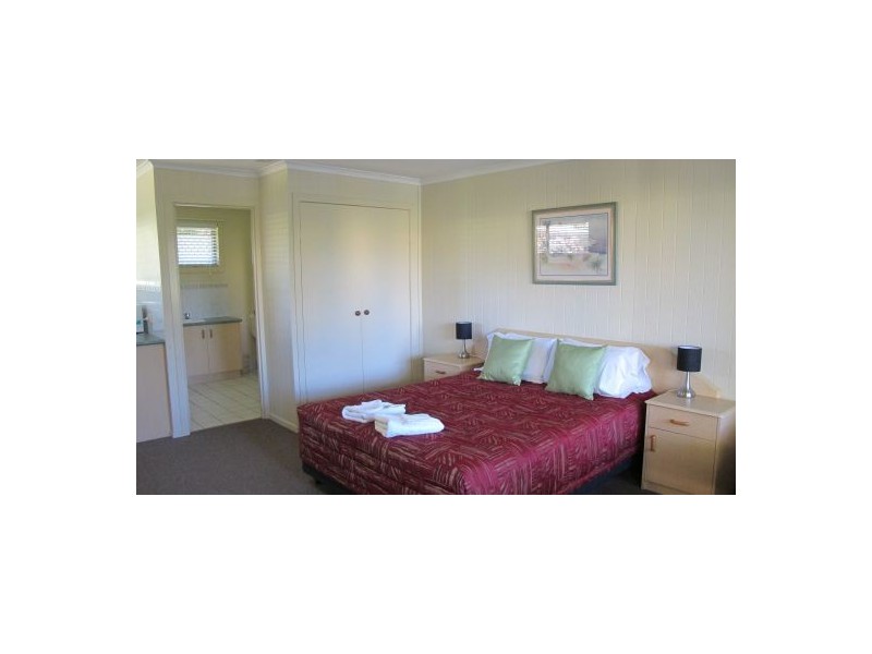 Unit 2/1 Shell St, Urangan QLD 4655