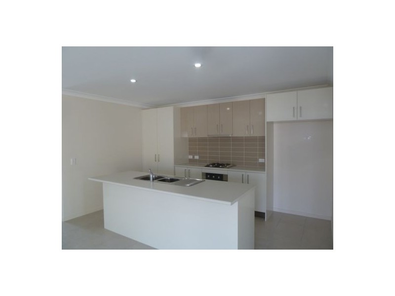 2 Morgan Circuit, Urraween QLD 4655