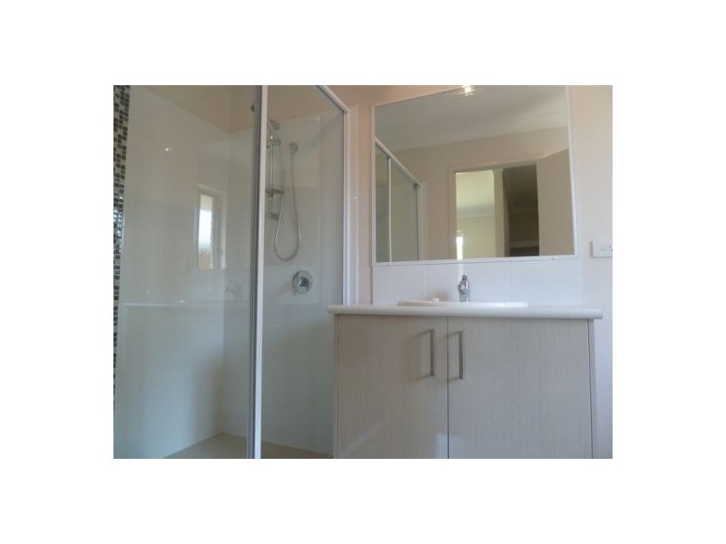 2 Morgan Circuit, Urraween QLD 4655