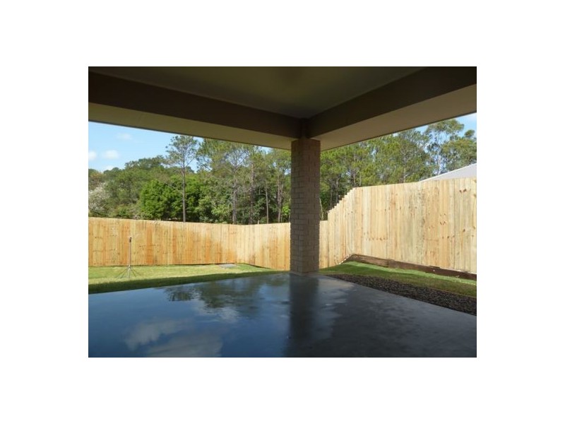 2 Morgan Circuit, Urraween QLD 4655