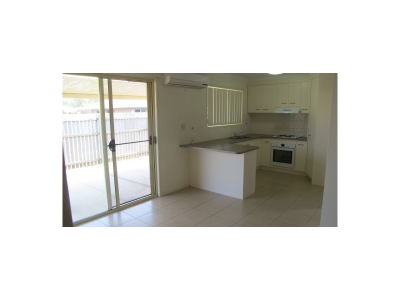 10 Joselyn Drive, Point Vernon QLD 4655