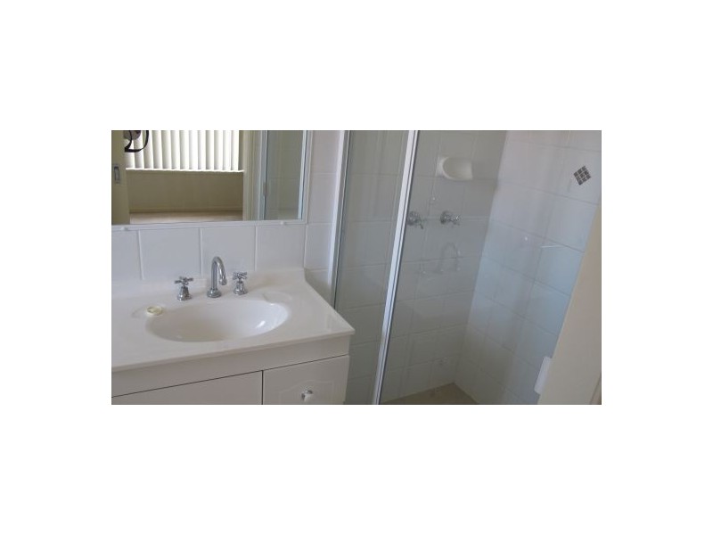 10 Joselyn Drive, Point Vernon QLD 4655