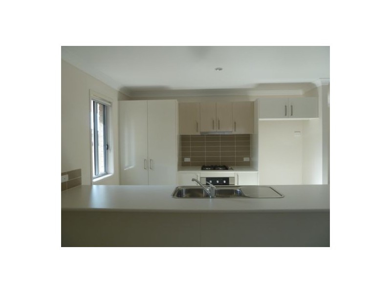 11 Zac Crt, Urraween QLD 4655