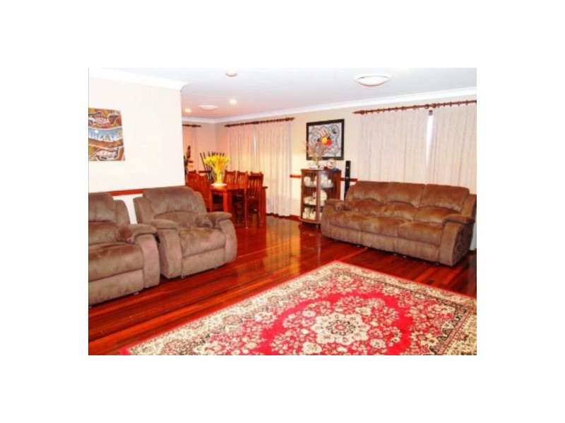 35 Romney Street, Pialba QLD 4655