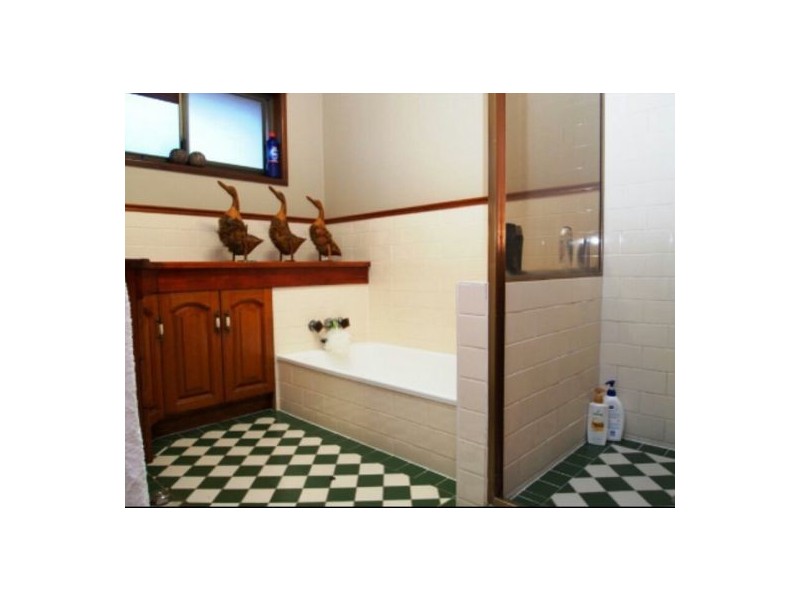 35 Romney Street, Pialba QLD 4655