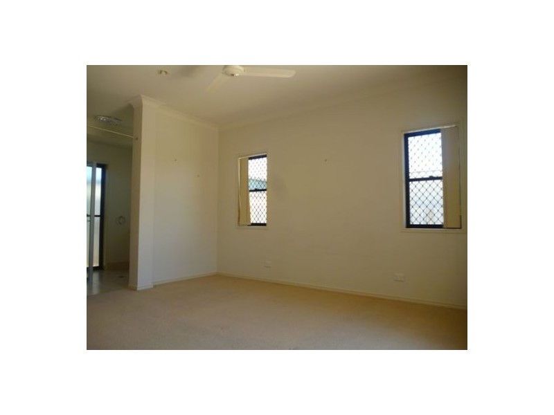 10 Rochester Court, Urraween QLD 4655
