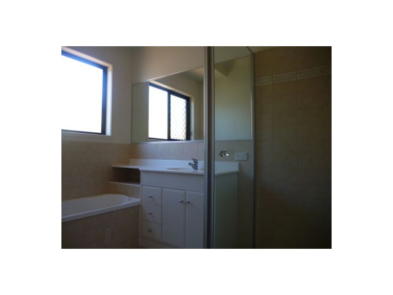 10 Rochester Court, Urraween QLD 4655