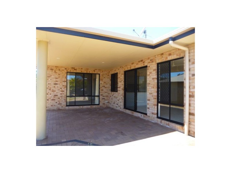 10 Rochester Court, Urraween QLD 4655