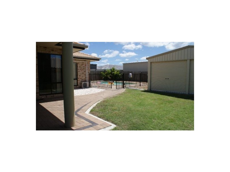 10 Rochester Court, Urraween QLD 4655