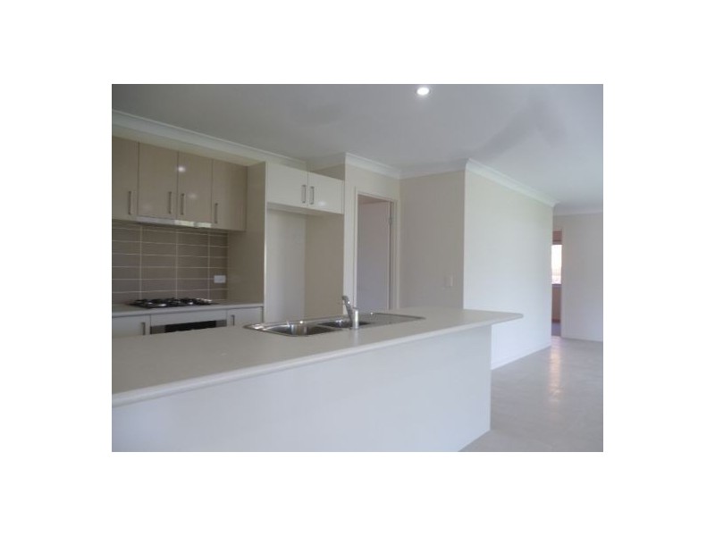 1 Mandi Court, Urraween QLD 4655