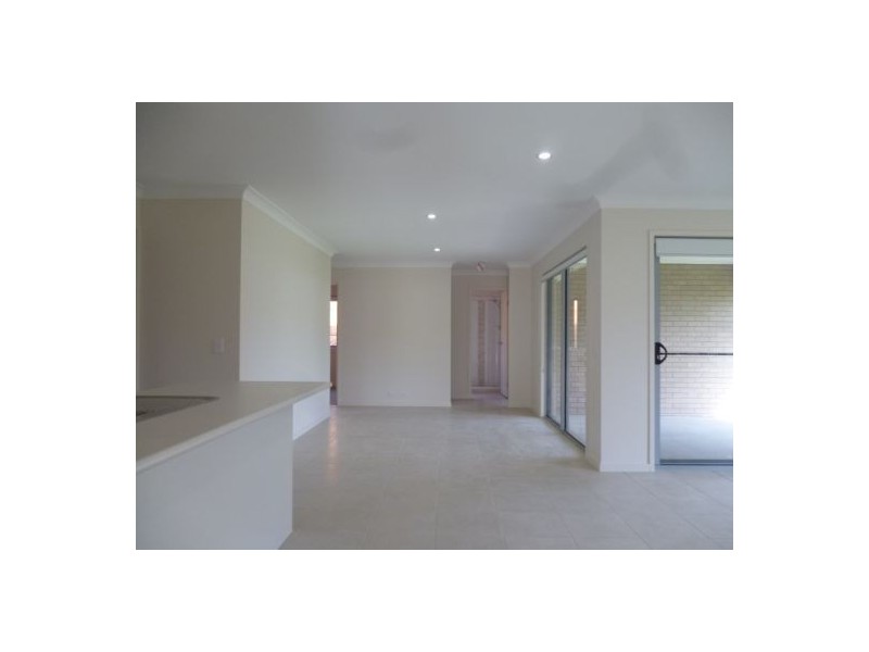 1 Mandi Court, Urraween QLD 4655