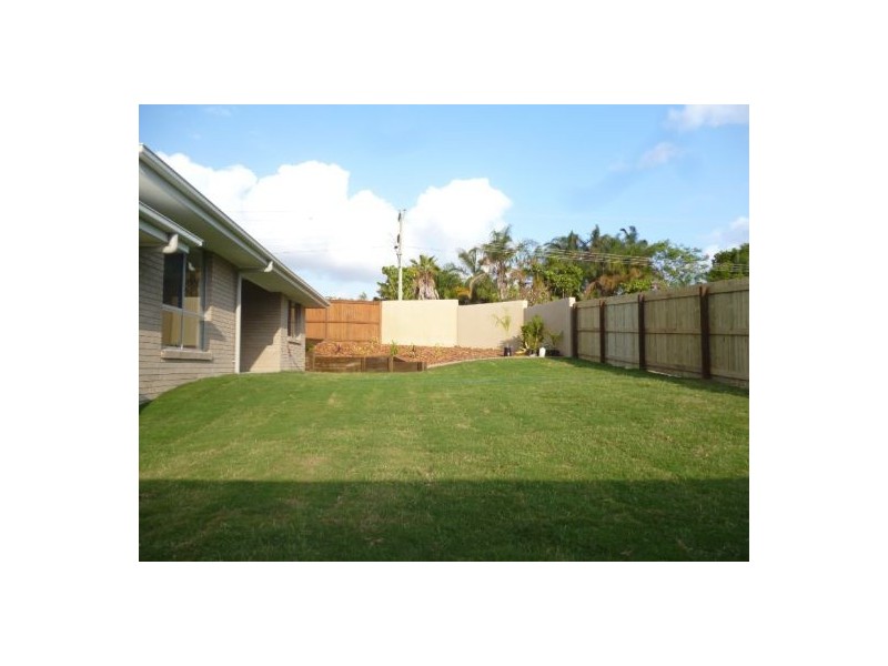 1 Mandi Court, Urraween QLD 4655