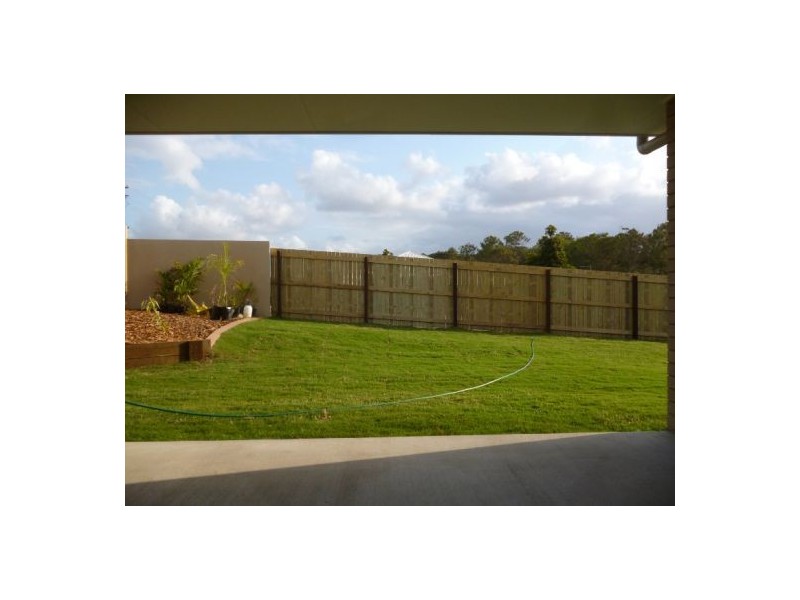 1 Mandi Court, Urraween QLD 4655