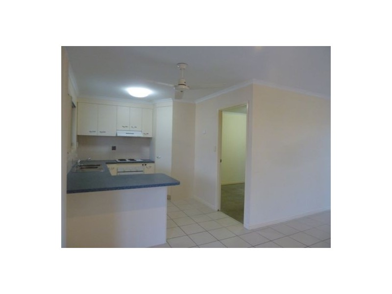 1/105 Nissen Street, Urraween QLD 4655