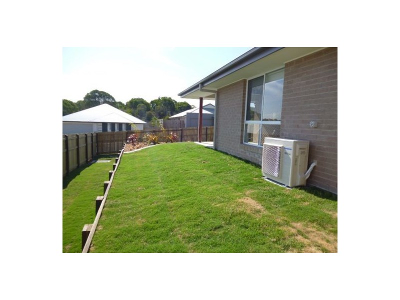 17 Morgan Circuit, Urraween QLD 4655