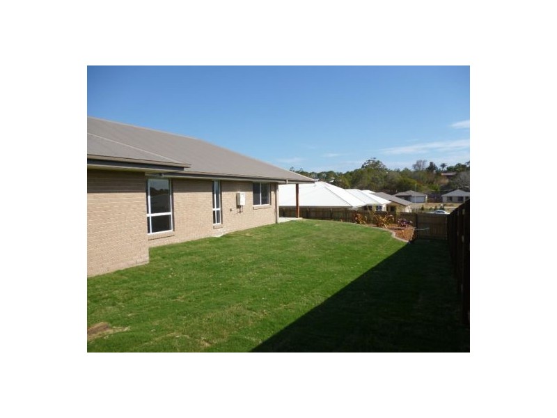 17 Morgan Circuit, Urraween QLD 4655