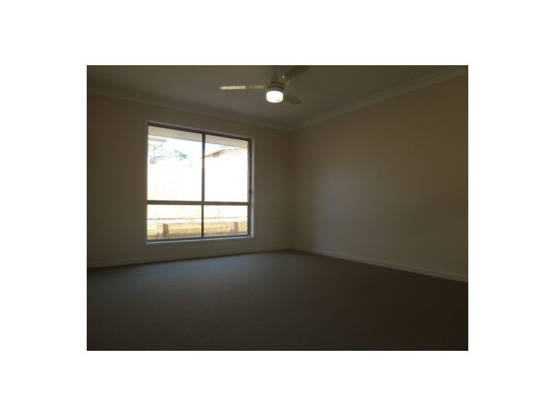 15 Morgan Circuit, Urangan QLD 4655