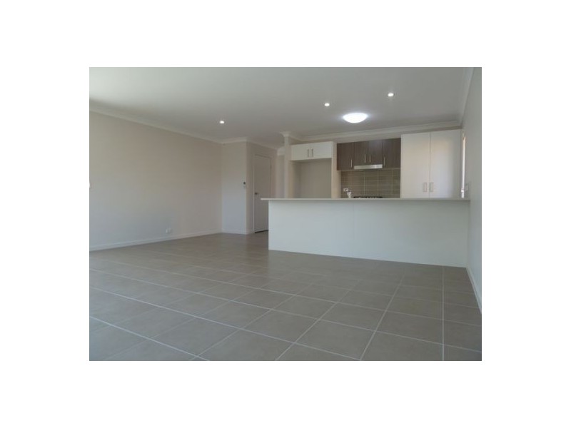 4 Morgan Circuit, Urraween QLD 4655