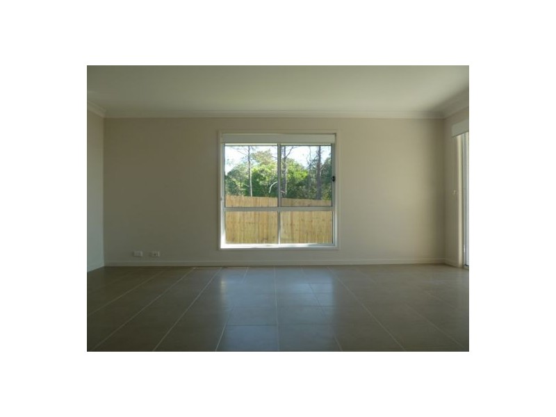 4 Morgan Circuit, Urraween QLD 4655