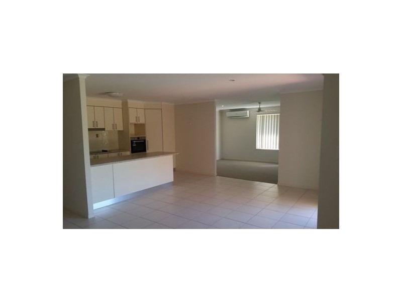 32 Spinnaker Drive, Point Vernon QLD 4655