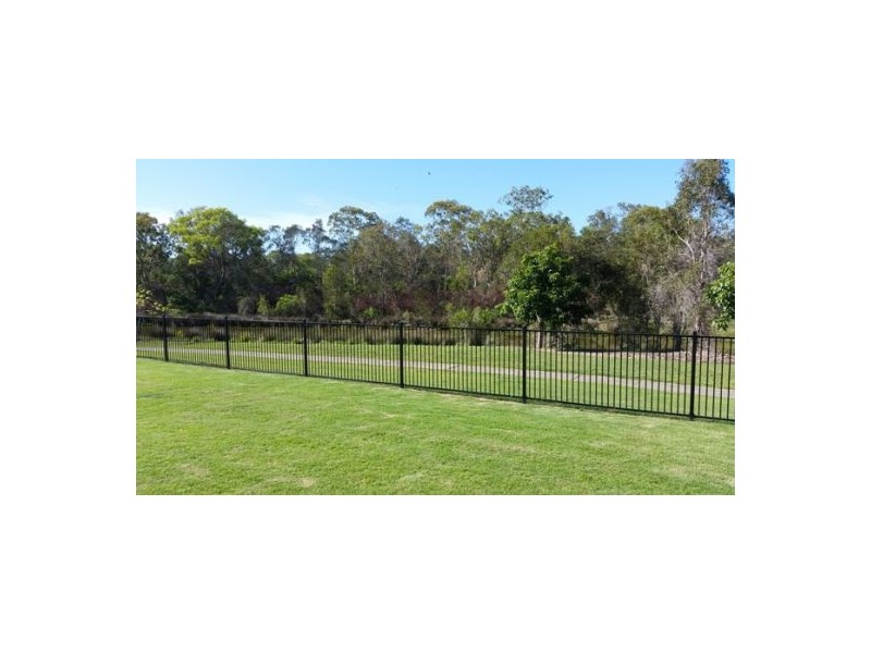 32 Spinnaker Drive, Point Vernon QLD 4655