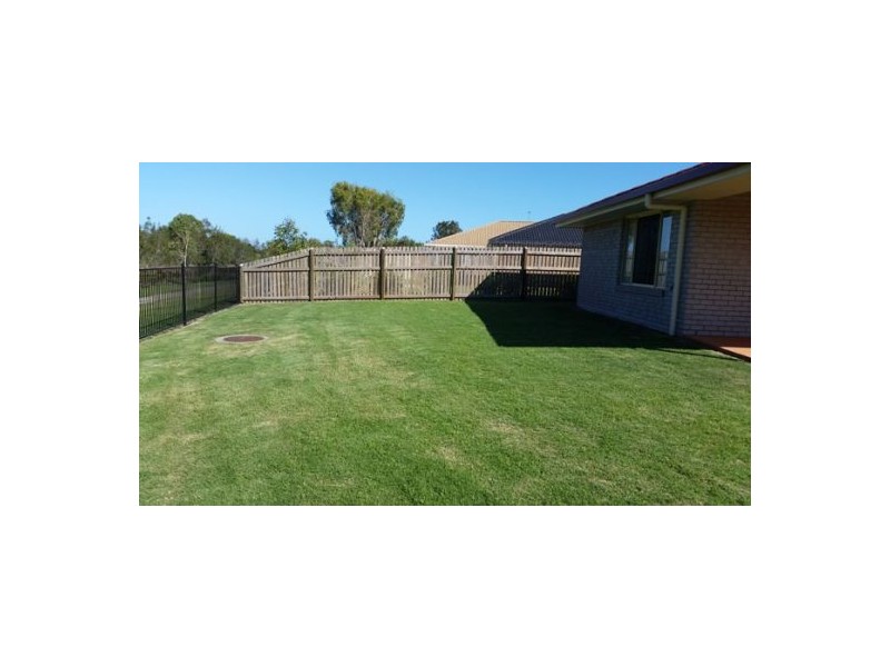 32 Spinnaker Drive, Point Vernon QLD 4655
