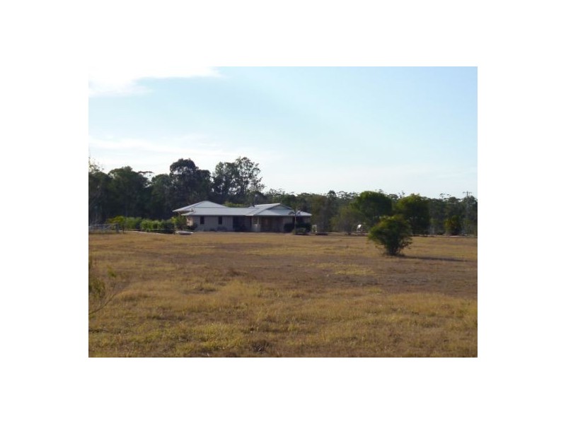 19 Simmos Road, Takura QLD 4655