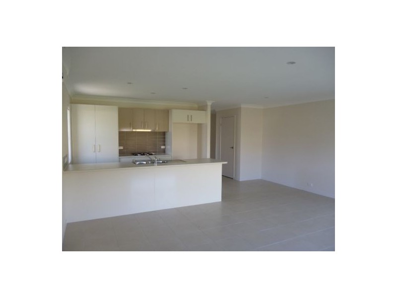 15 Morgan Circuit, Urraween QLD 4655