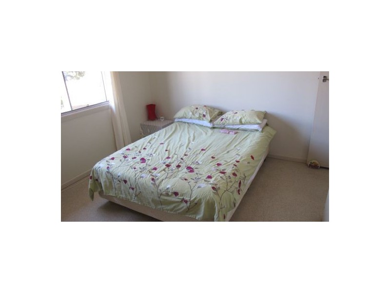 160 Cypress St, Urangan QLD 4655
