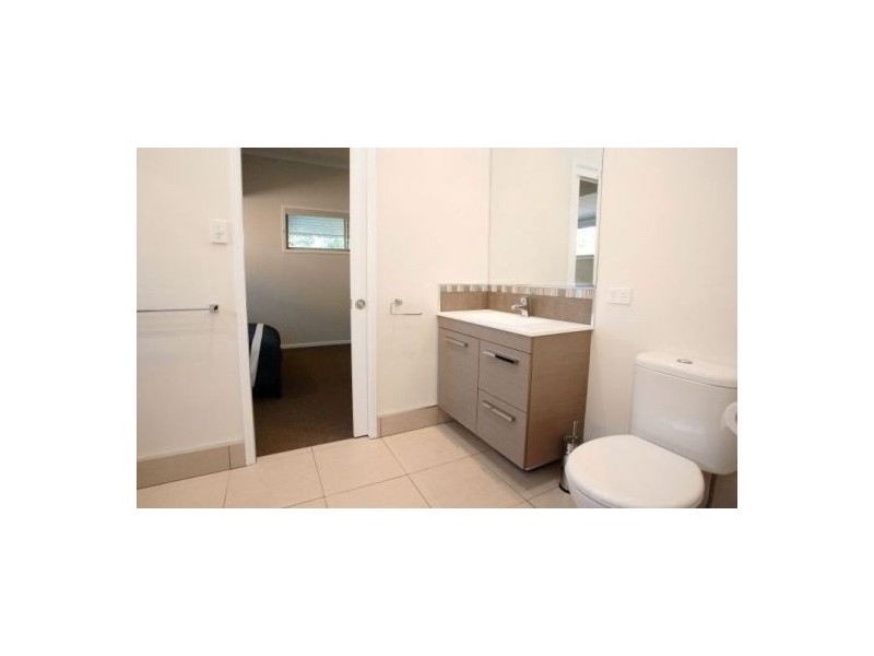 663 Esplanade, Urangan QLD 4655