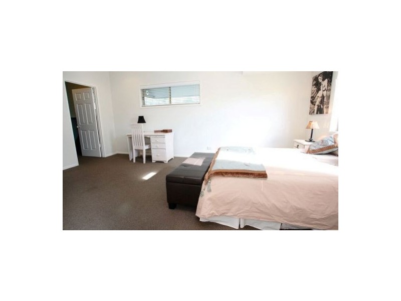 663 Esplanade, Urangan QLD 4655