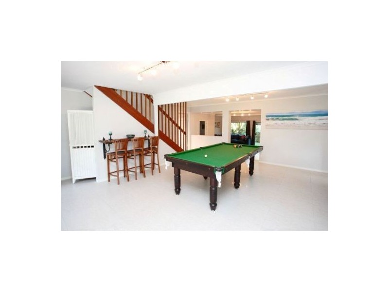 663 Esplanade, Urangan QLD 4655