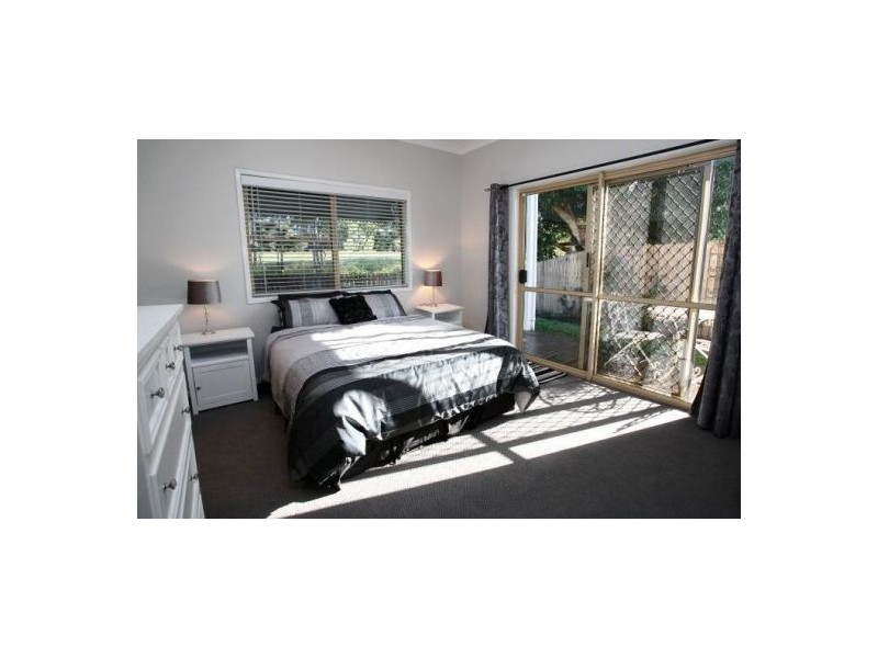663 Esplanade, Urangan QLD 4655