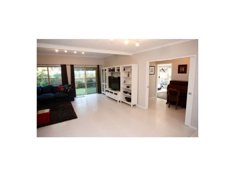663 Esplanade, Urangan QLD 4655