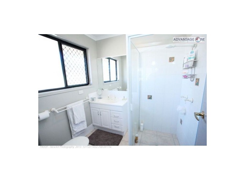 33 Hyperno Road, Point Vernon QLD 4655