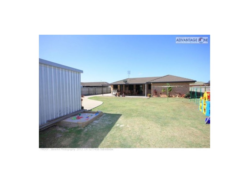 33 Hyperno Road, Point Vernon QLD 4655