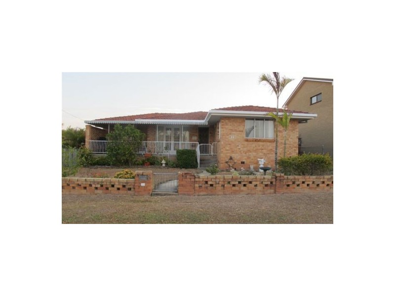 5 Barnstaple Street, Torquay QLD 4655