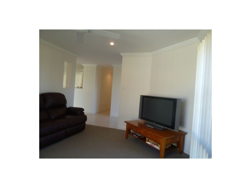 13 Harrison Circuit, Urangan QLD 4655