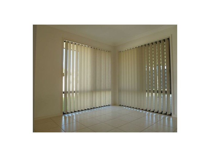 13 Harrison Circuit, Urangan QLD 4655