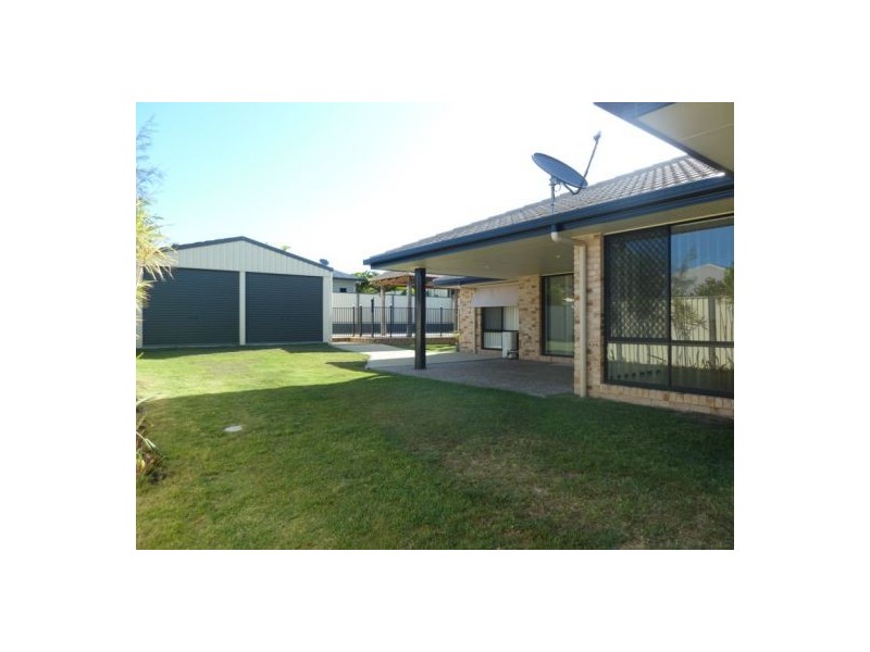 13 Harrison Circuit, Urangan QLD 4655