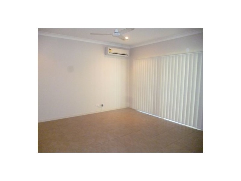 15 Wave Court, Toogoom QLD 4655