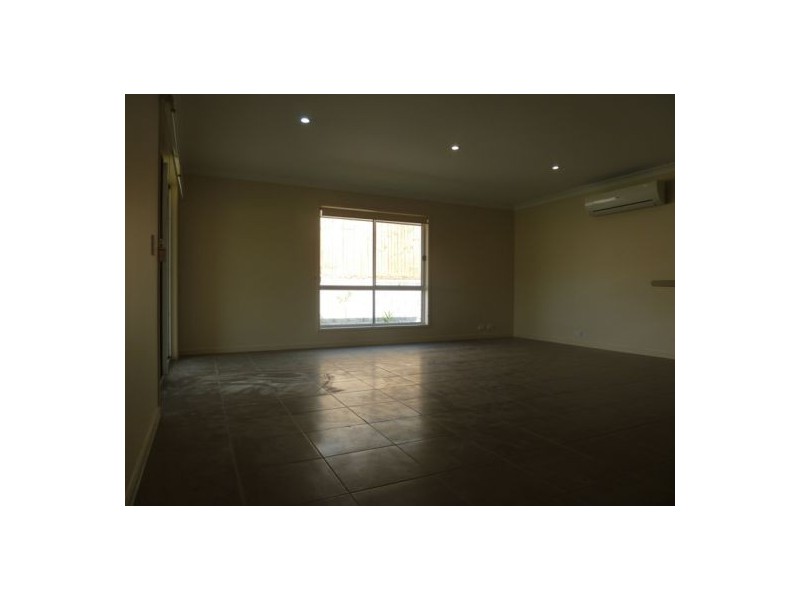 44 Morgan Circuit, Urraween QLD 4655