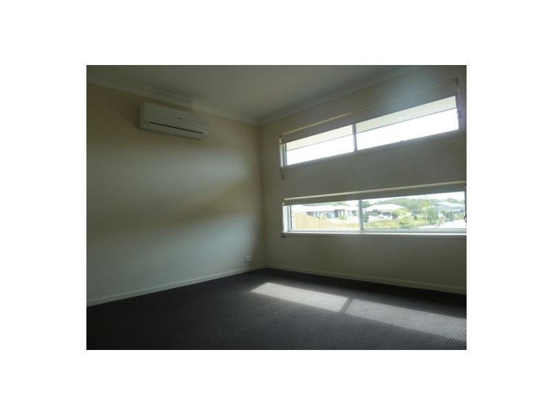 44 Morgan Circuit, Urraween QLD 4655