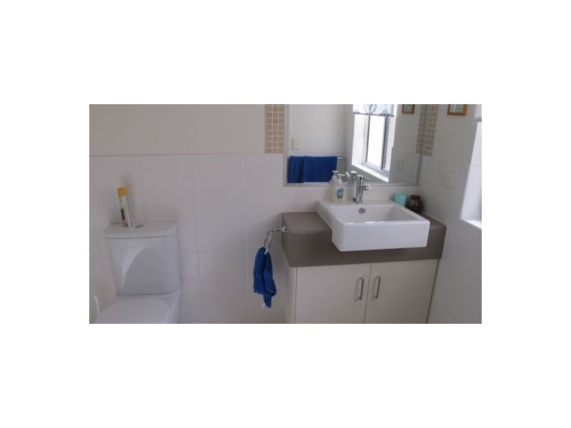 Unit 13 / 230 Pulgul St, Urangan QLD 4655