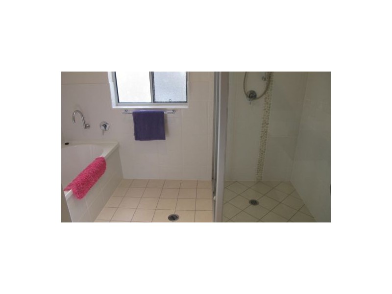 Unit 13 / 230 Pulgul St, Urangan QLD 4655