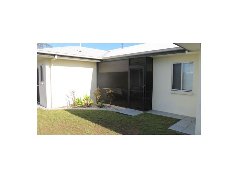 Unit 13 / 230 Pulgul St, Urangan QLD 4655
