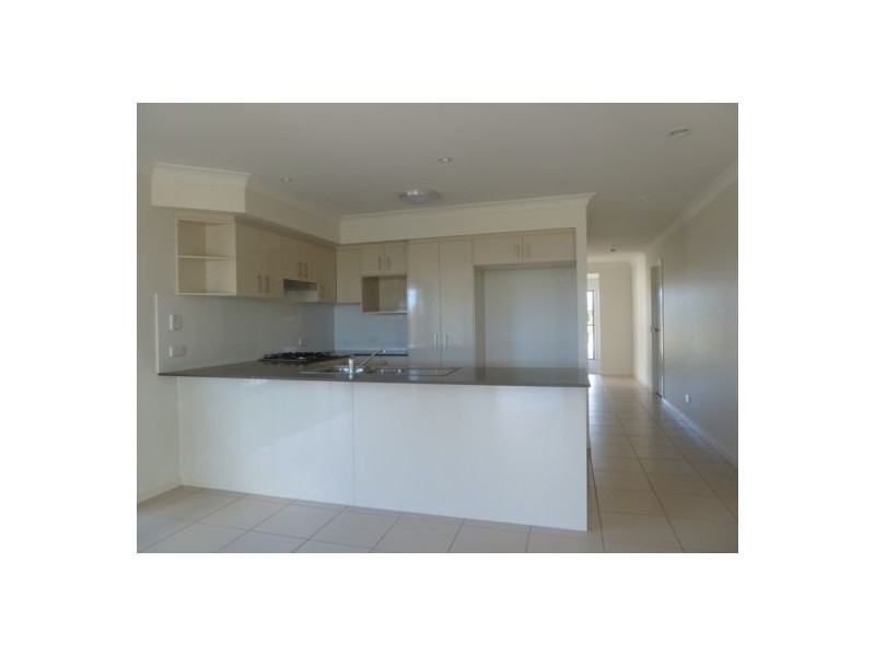 65 Augustus Blvd, Urraween QLD 4655