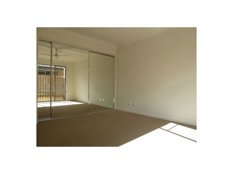 65 Augustus Blvd, Urraween QLD 4655